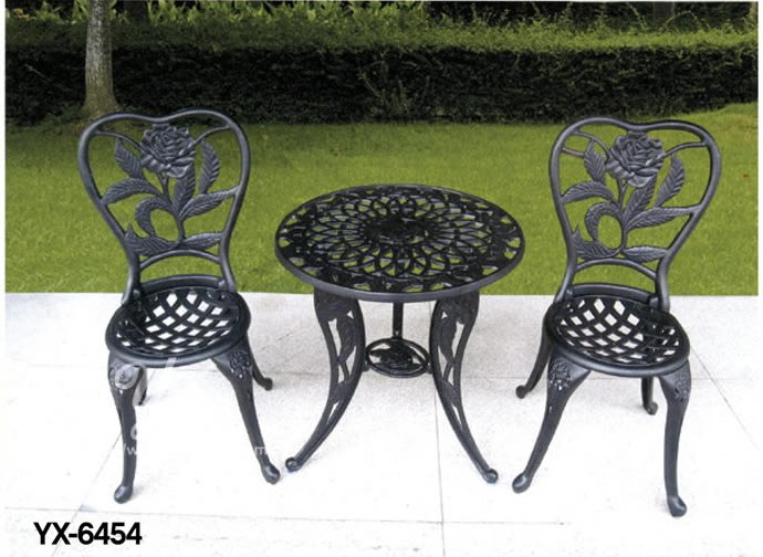 Outdoor cast aluminum table and chair series 6454